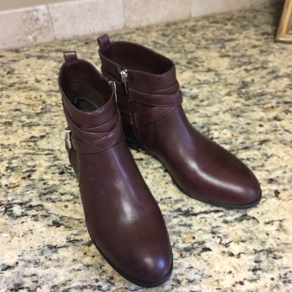 Reduced! Alex Marie Low-heeled Bootie - Picture 2 of 13